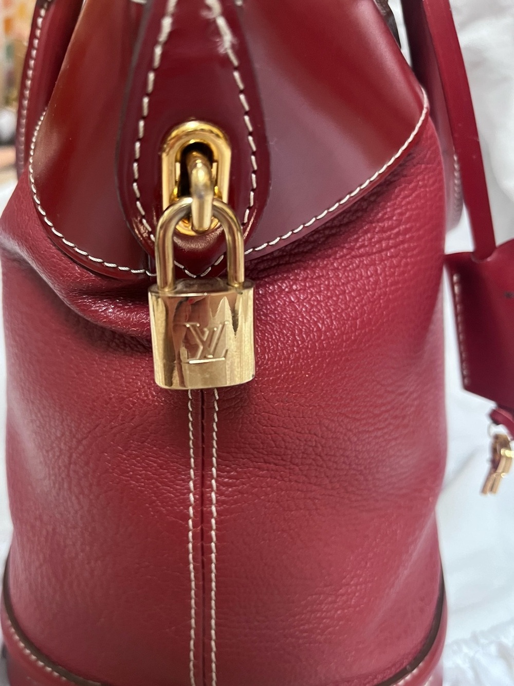 Louis Vuitton Suhali Lockit MM Red Leather Bag M95862